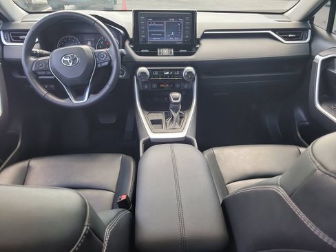 Used 2021 Toyota RAV4 XLE Premium FWD image 13