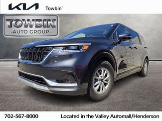 Used 2024 Kia Carnival LX video 1