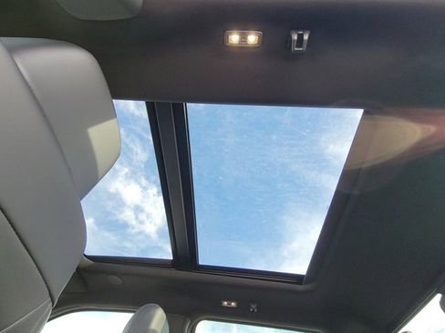 New 2026 Ford F450 Platinum w/ FX4 Off-Road Package image 10