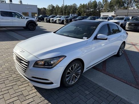 Used 2015 Hyundai Genesis 3.8 w/ Option Group 03 image 2