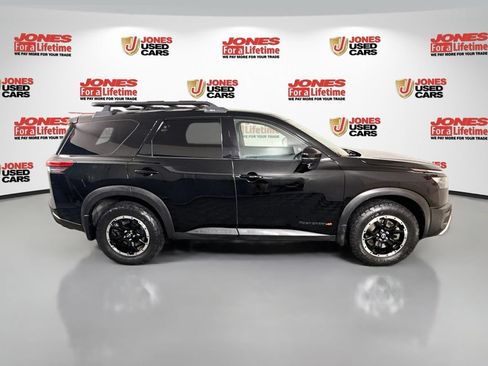 Used 2023 Nissan Pathfinder Rock Creek AWD/4WD image 17