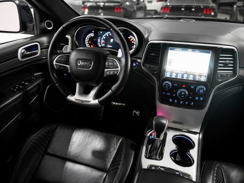 Used 2018 Jeep Grand Cherokee Trackhawk AWD/4WD image 11