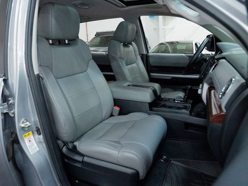 Used 2016 Toyota Tundra Limited w/ Limited Premium Package AWD/4WD image 40