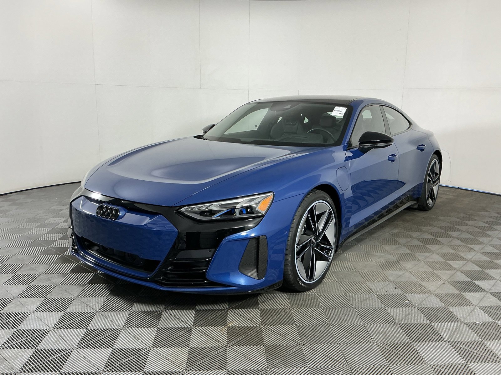 Used 2024 Audi RS e-tron GT w/ Ceramic Brake Package AWD/4WD image 3