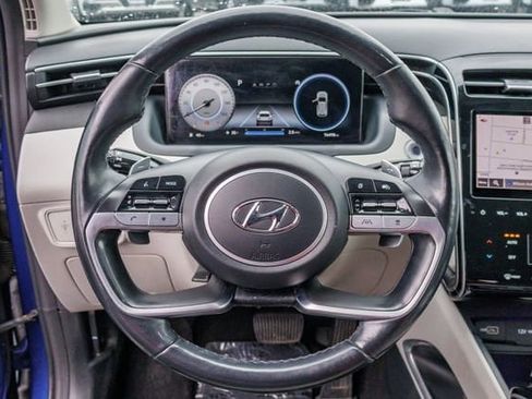 Used 2022 Hyundai Tucson Limited AWD/4WD image 17