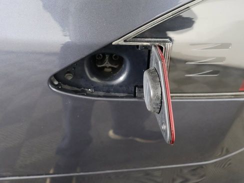 Used 2015 Tesla Model S 85D image 19