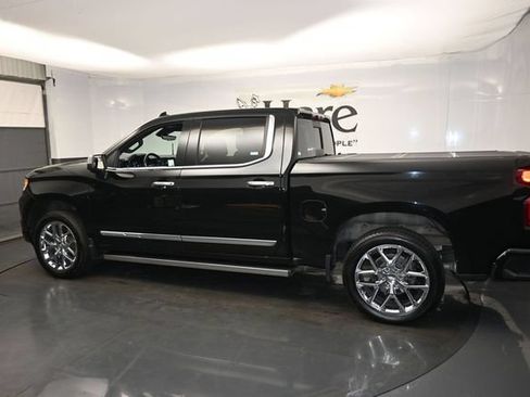 Used 2023 Chevrolet Silverado 1500 High Country w/ High Country Premium Package AWD/4WD image 28