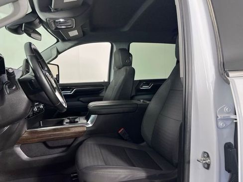 Used 2024 GMC Sierra 3500 SLE w/ SLE Value Package image 24