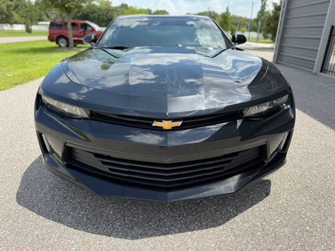 Used 2017 Chevrolet Camaro LT RWD image 3