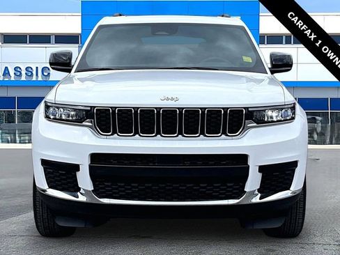 Used 2025 Jeep Grand Cherokee L Laredo image 2