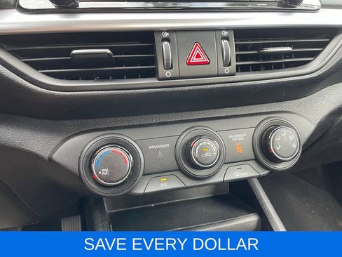 Used 2023 Kia Forte LXS w/ LXS Technology Package image 11