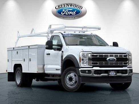 New 2026 Ford F550 2WD Regular Cab Super Duty image 2