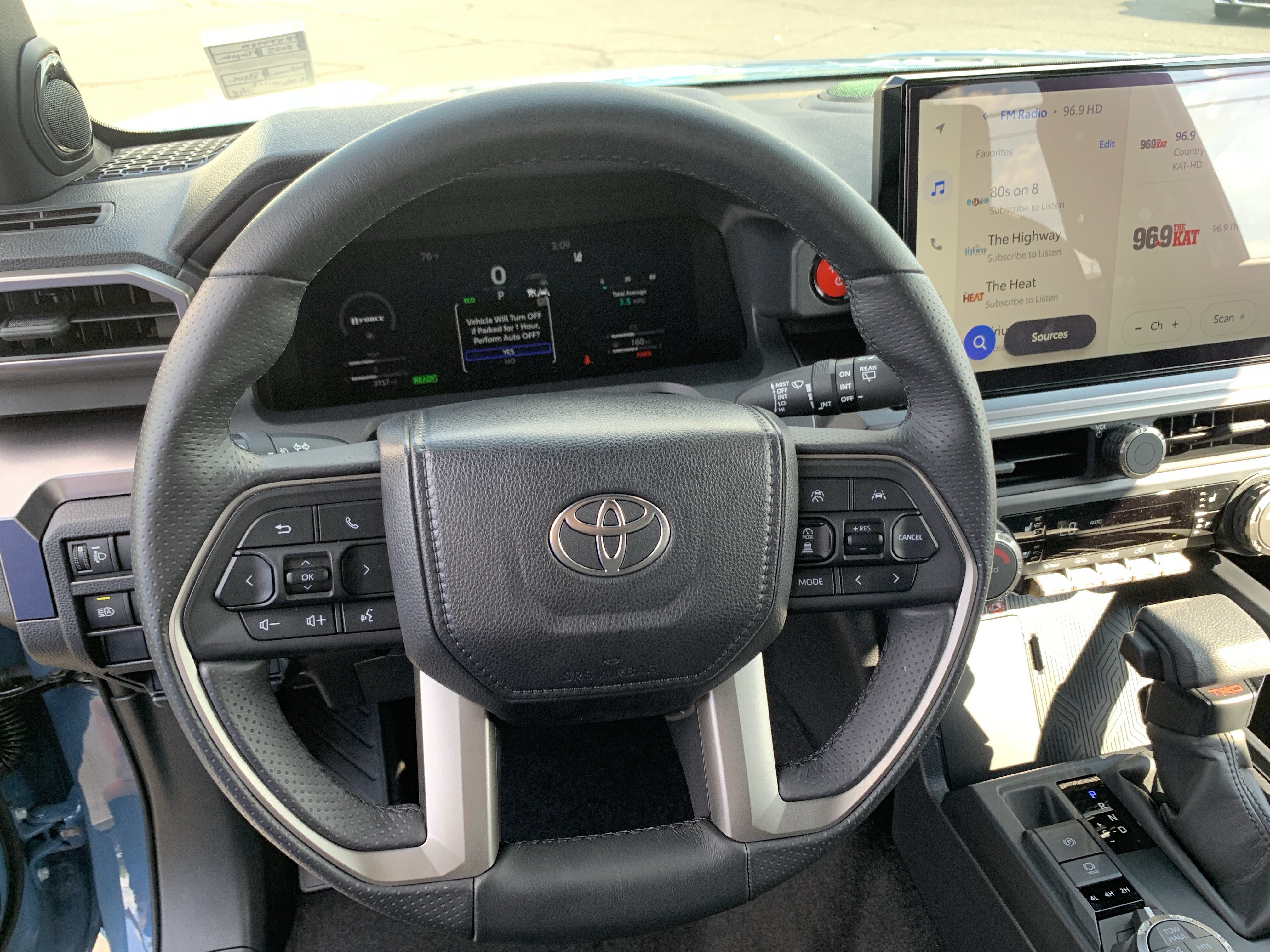 Used 2025 Toyota 4Runner TRD Off-Road Premium AWD/4WD image 18