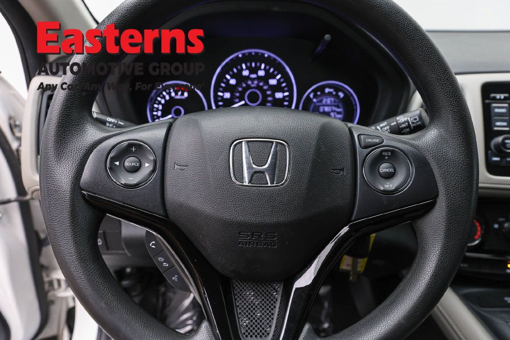 Used 2022 Honda HR-V LX image 12