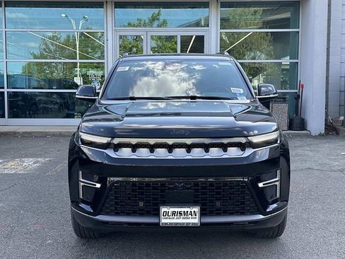 New 2026 Jeep Grand Wagoneer 4WD image 6