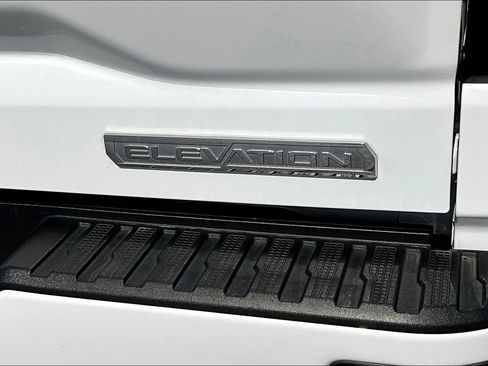 Used 2023 GMC Sierra 1500 Elevation image 24