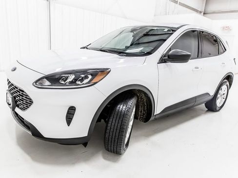 Used 2022 Ford Escape SE AWD/4WD image 2