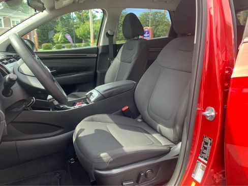 Used 2022 Hyundai Tucson SEL FWD image 12
