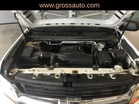 Used 2017 Chevrolet Colorado W/T AWD/4WD image 25