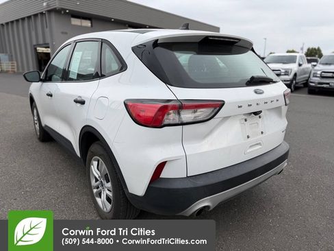 Used 2020 Ford Escape S AWD/4WD image 13