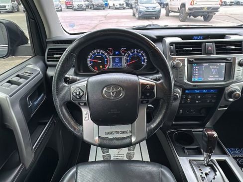 Used 2016 Toyota 4Runner SR5 image 18