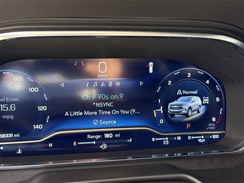 Used 2024 Chevrolet Suburban Premier image 10