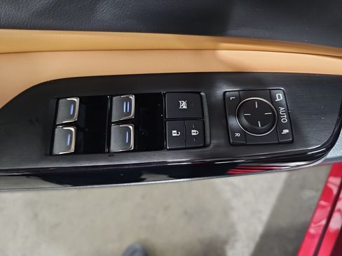 Used 2024 Lexus ES 350 w/ Premium Package FWD image 28
