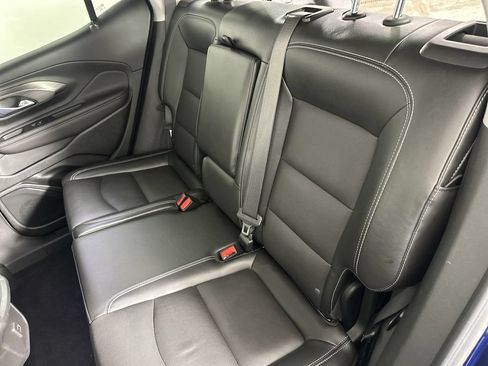 Used 2023 GMC Terrain SLT AWD/4WD image 27