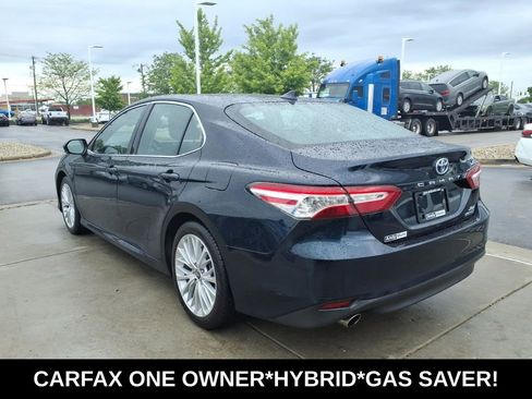 Used 2020 Toyota Camry XLE FWD image 6