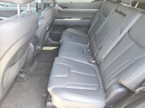 Used 2024 Hyundai Palisade SEL FWD image 9