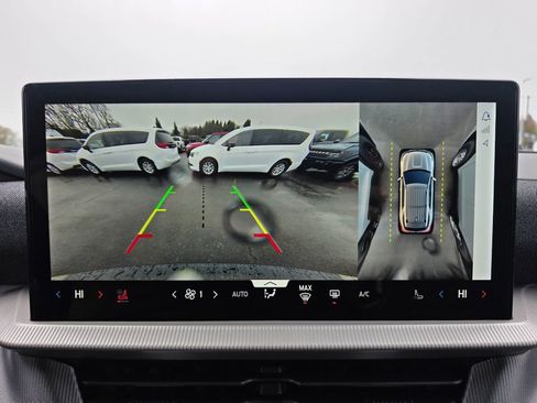 New 2026 Ford Explorer ST-Line w/ ST-Line Street Pack image 13