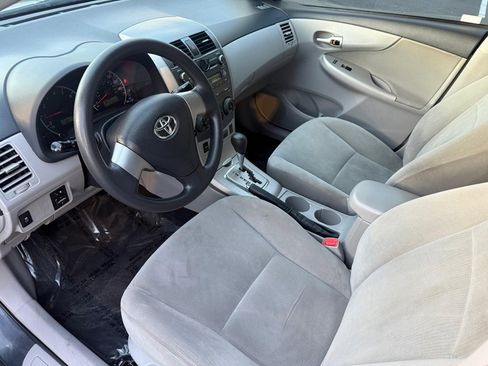 Used 2011 Toyota Corolla LE FWD image 10