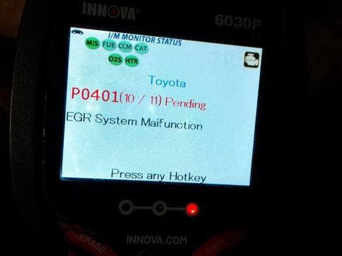 Used 2000 Toyota Camry LE FWD image 52