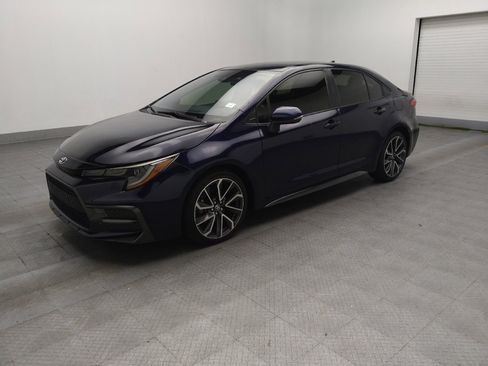 Used 2021 Toyota Corolla SE FWD image 2