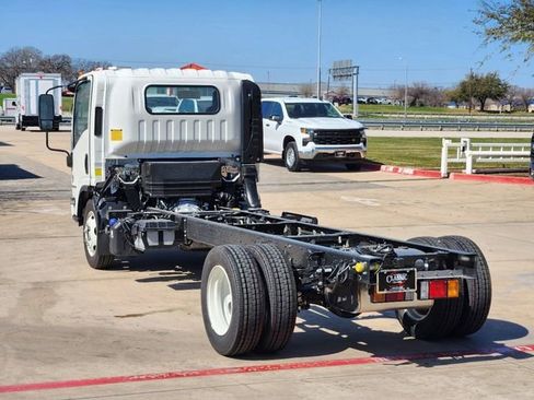 New 2024 Chevrolet Low Cab Forward 5500XD RWD image 3
