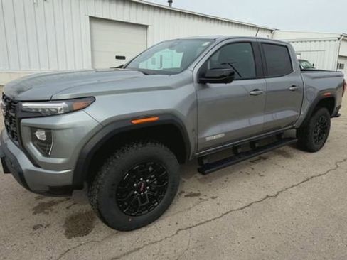 New 2026 GMC Canyon Elevation w/ Convenience Package image 4