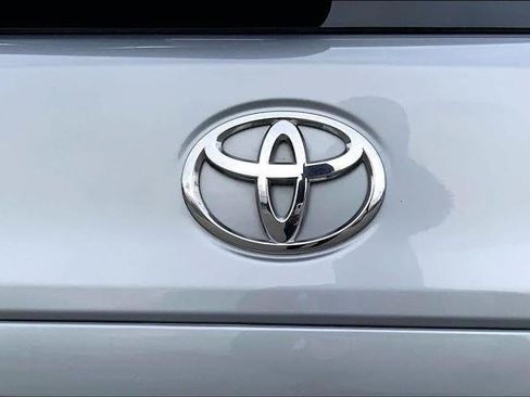 Certified 2026 Toyota Corolla Cross LE FWD image 10