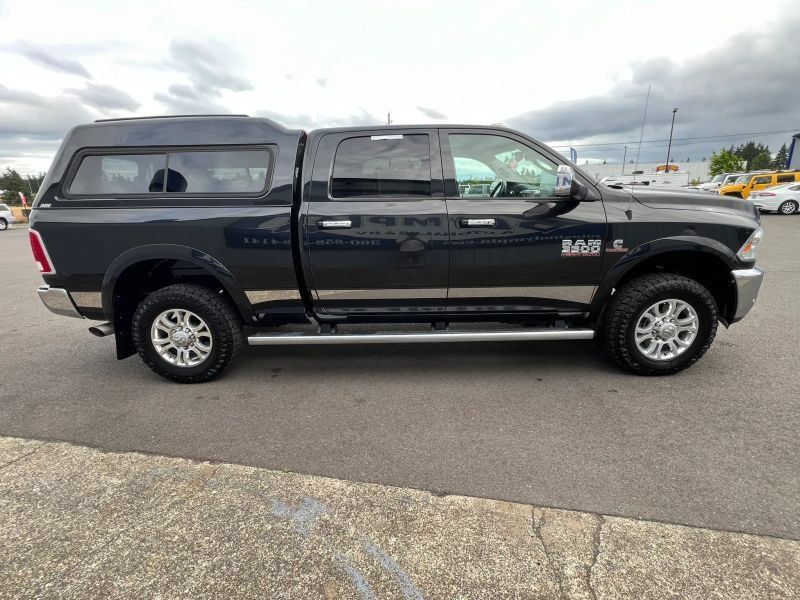 Used 2017 RAM 3500 Laramie w/ Snow Chief Group AWD/4WD image 6