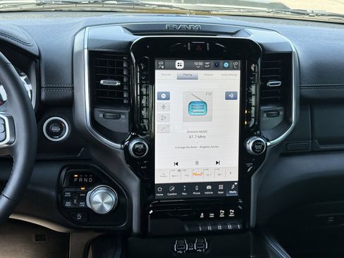 Used 2024 RAM 1500 Laramie image 21