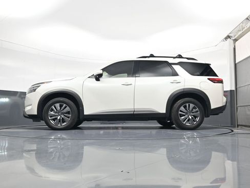 Used 2024 Nissan Pathfinder SV w/ Cargo Package FWD image 20