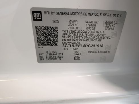 Used 2024 GMC Sierra 1500 AT4 w/ AT4 Premium Package AWD/4WD image 36