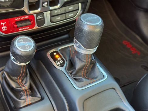 Used 2022 Jeep Gladiator Mojave w/ Trailer Tow Package image 34