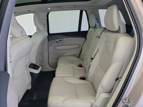 Used 2023 Volvo XC90 B6 Plus w/ Protection Package AWD/4WD image 15