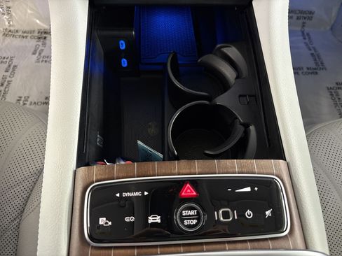 Certified 2023 Mercedes-Benz EQS 580 4MATIC Sedan image 17