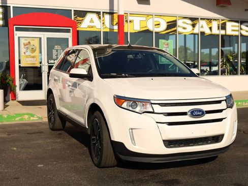 Used 2014 Ford Edge SEL w/ Equipment Group 205A AWD/4WD image 3