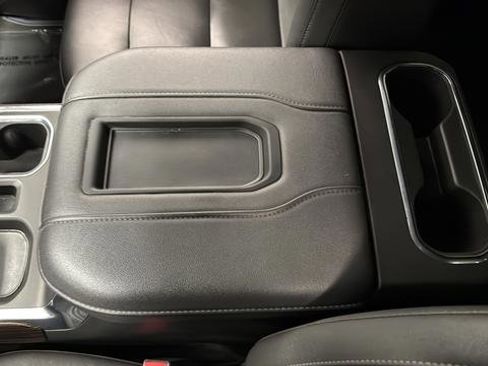 Used 2022 GMC Sierra 1500 Elevation w/ Elevation Premium Package image 19