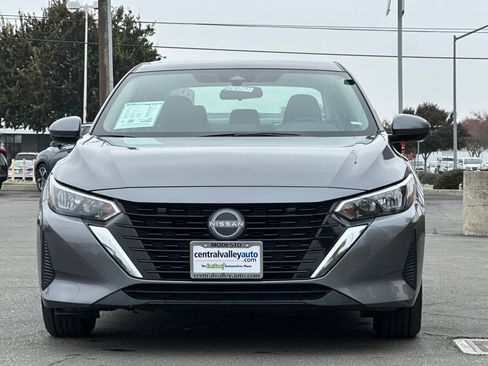 Certified 2024 Nissan Sentra SV image 9