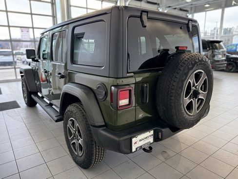 Used 2021 Jeep Wrangler Unlimited Sport image 40