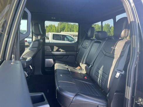 Certified 2022 Ford F150 Platinum w/ Equipment Group 701A High image 16