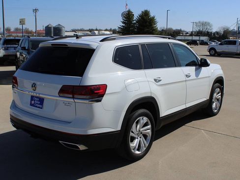 Used 2021 Volkswagen Atlas SE w/ Towing Package FWD image 5